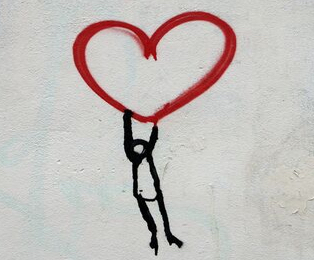 لە ستایشکردنی خۆشەویستیی تووند.. ئاریان کەرکوکی