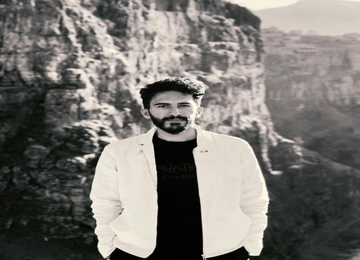 ئێسقانەگوێز.. مستەفا مۆحسێن